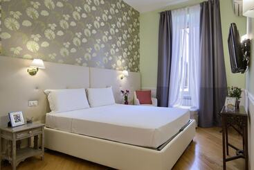 تختخواب و صبحانه Gli Artisti