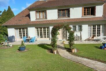 Пансион Le Clos Ronsard Suite Parentale