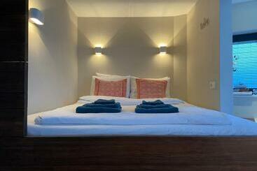 Pensió Houseboat Sophia