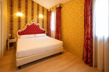 Hotel Duomo Boutique
