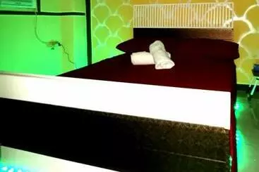 Hotelli Cabanatuan City Pny Transient Inn 2