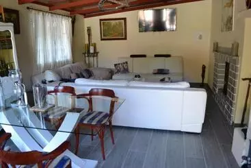 Aamiaismajoitus (B&B) Maderedocevida