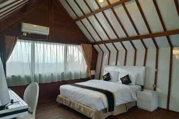 هتل Chevilly Resort & Camp