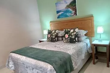 Pension Sonhos Dreams Self Catering Garden Cottages