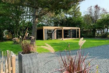 ベッドアンドブレックファースト Hoogtij°d