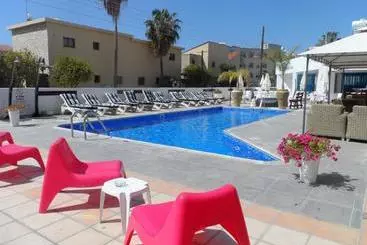 The Palms Hotel Apartments