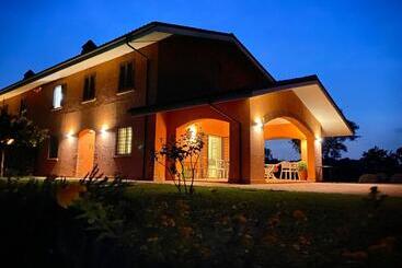 住宿加早餐 Casale Appia