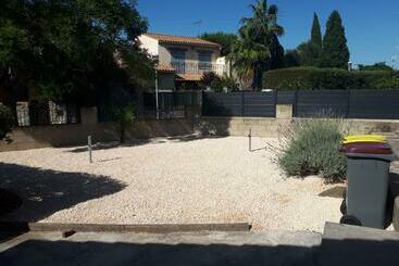 צימר Leo S Chambres D Hôte