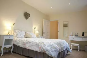 Trelaske Manor B&b