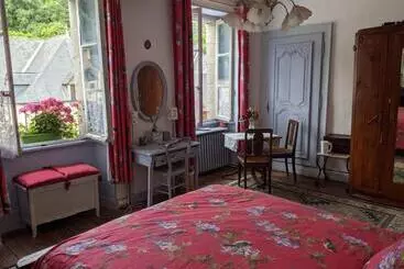 Bed and Breakfast Chailland Home With A View