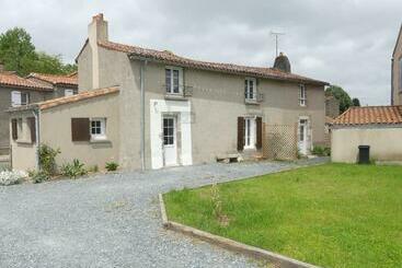 膳宿费 Petit Gite Du Puy Lambert