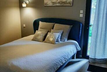 مبيت وإفطار La Villa Claudia