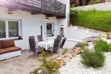 ベッドアンドブレックファースト Hillside Rooms