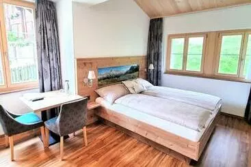 Aamiaismajoitus (B&B) Triftblick