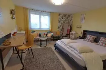 ベッドアンドブレックファースト Chambres D Hôtes De L Avison