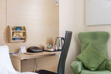 בית מלון כפרי Best Western Leto Arena