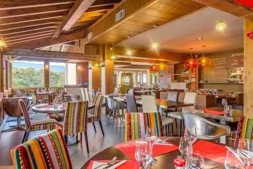 Отель La Maison Rouge