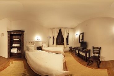 فندق Momini Dvori Boutique Guest House