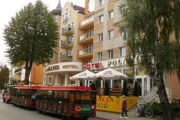 בית מלון כפרי Polaris