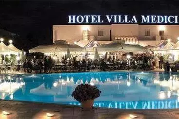 ホテル Villa Medici