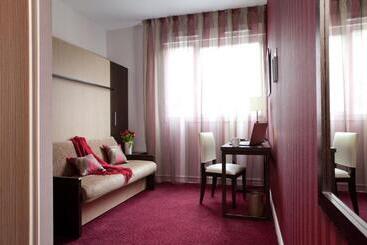 Aparthotel The Originals Residence Kosy Appart Hôtels  Les Cèdres