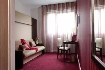 Aparthotel The Originals Residence Kosy Appart Hôtels  Les Cèdres