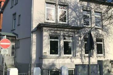 ユースホステル Meierstrasse