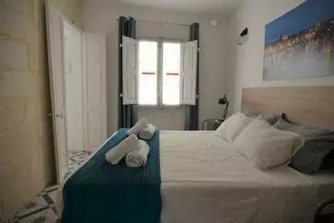 Pension Città Cospicua Suites