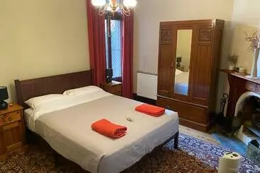 Yass Central Bed & Breakfast