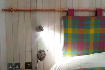 ベッドアンドブレックファースト Blas Rooms