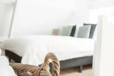 Aamiaismajoitus (B&B) Tiny House Lindenhouse