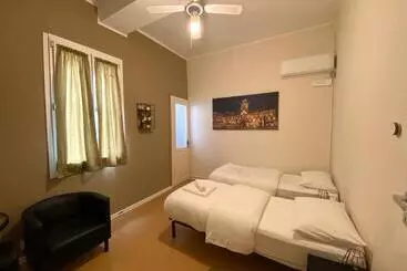 Pensió Maison Sarraj Affittacamere