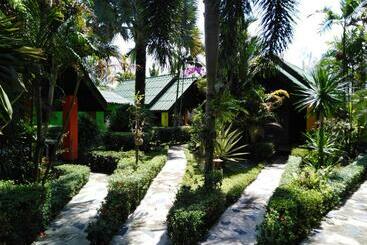 Resort Sanuk Bungalow