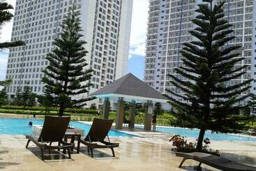 Huoneistohotelli Heaven Suites, Tagaytay Condominium, Wind Residences