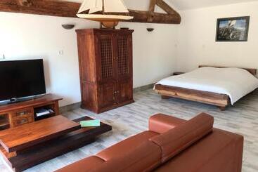 Pensionat Domaine Des Jardins De La Saône