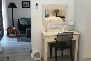 Beach Break B&b Deluxe Suites