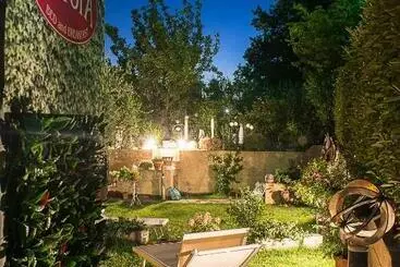 Bed And Breakfast Aurora