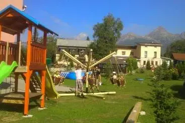 ペンション Penzión Monty Ranch Vysoké Tatry štôla