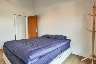 Hostel Young Backpackers Homestay