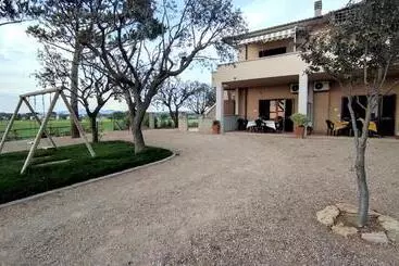 ホテル Agriturismo I Debbi