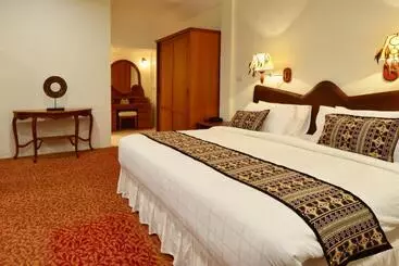 Hotel Thong Somboon Club