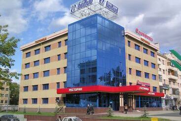 בית מלון כפרי Slavyanka