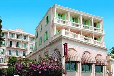 בית מלון כפרי Vacances Bleues Balmoral