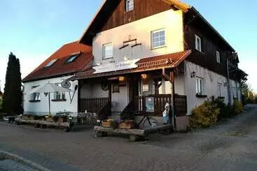 Pension Und Gasthof Zur Scheune