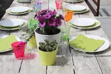 Bed and Breakfast Maison De Charme à Crupet Et Le Gîte La Suite