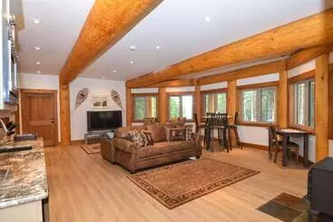Pension Golden Acres Mountain Lodge
