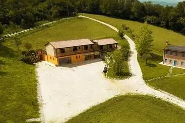 Bed and Breakfast Nikolas Valley