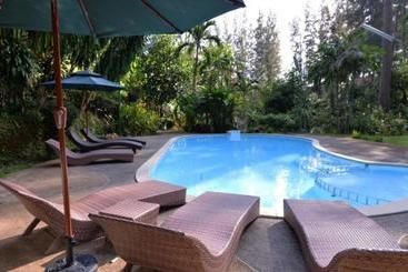 ホテル The Delight Pine Tree Village