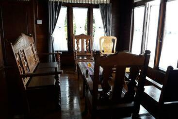 住宿加早餐  Pondok Berata Dapdap