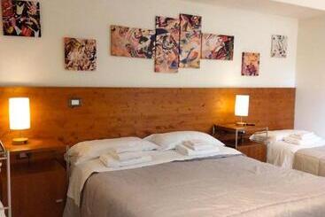 住宿加早餐 Camaga